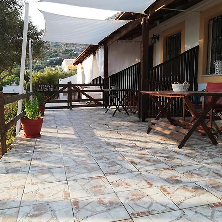 Panormitis Pizanias Houses Skalia ภายนอก รูปภาพ
